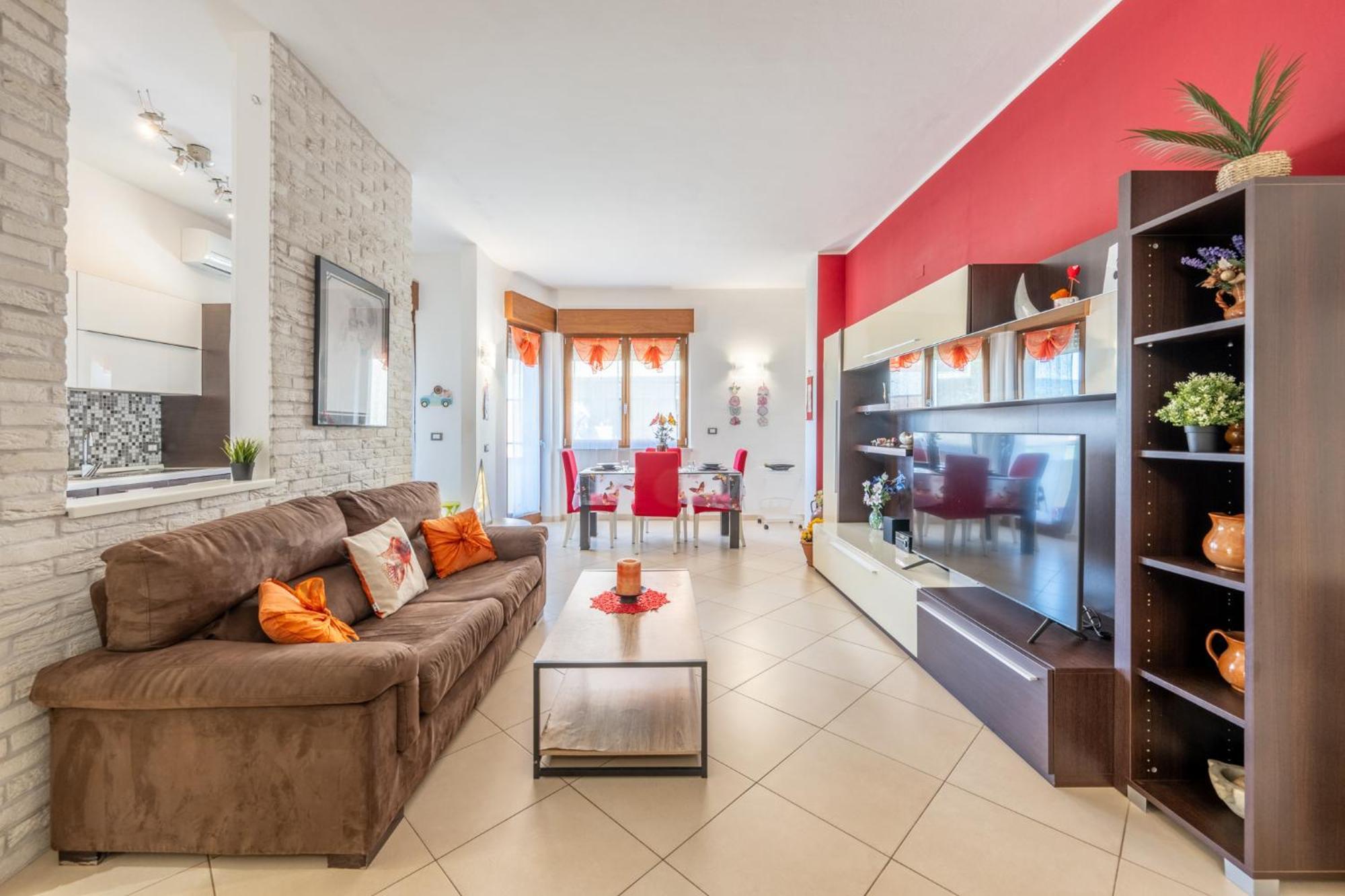 New Luxury 2Bdr Terrace, Views, Ac Lägenhet Marina Di Carrara Exteriör bild